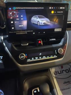 تۆیۆتا کۆرۆلا